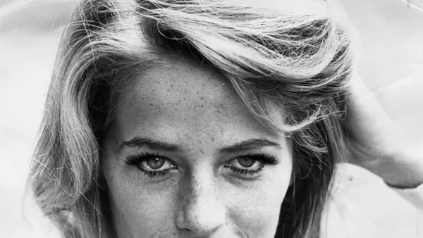 Шарлот Рамплинг, The Look