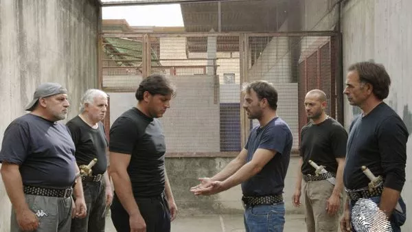 Цезар трябва да умре