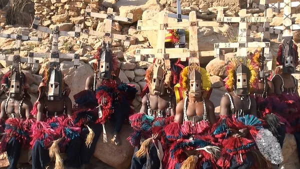 В търсене на Прабитие (в страната на Догоните)