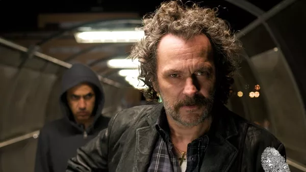 Злото никога не спи