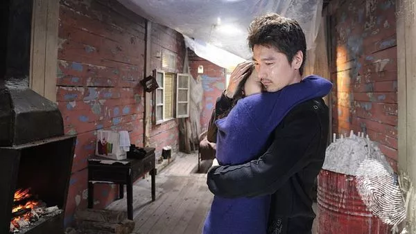 Заплетени в Мрежата