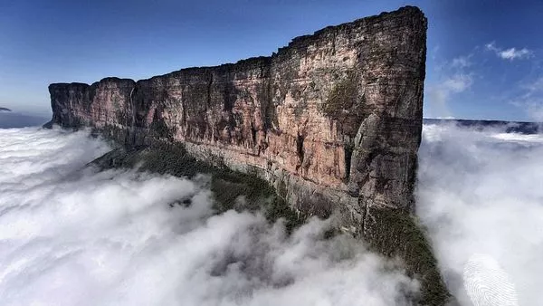 Рорайма: Катерачи в изгубения свят