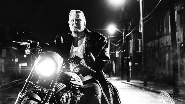 Sin City 2: Жена, за която да убиеш