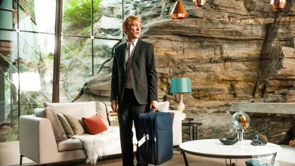 Ex Machina: Бог от машината