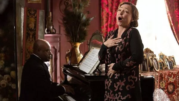 Изкуството да пееш фалшиво