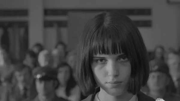 Аз, Олга Хепнарова