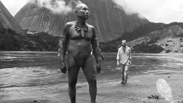 Прегръдката на змията