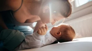 Защо не може да показвате бебето през първите 40 дни и други поверия