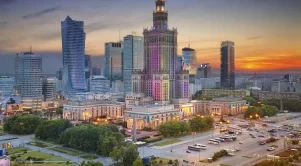 Полша готви първи бюджет с нулев дефицит от 30 години