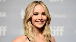 5 звезди, които открито осъдиха холивудските диети и “идеални мерки”