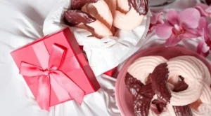 Маслени сладки с шоколадова глазура