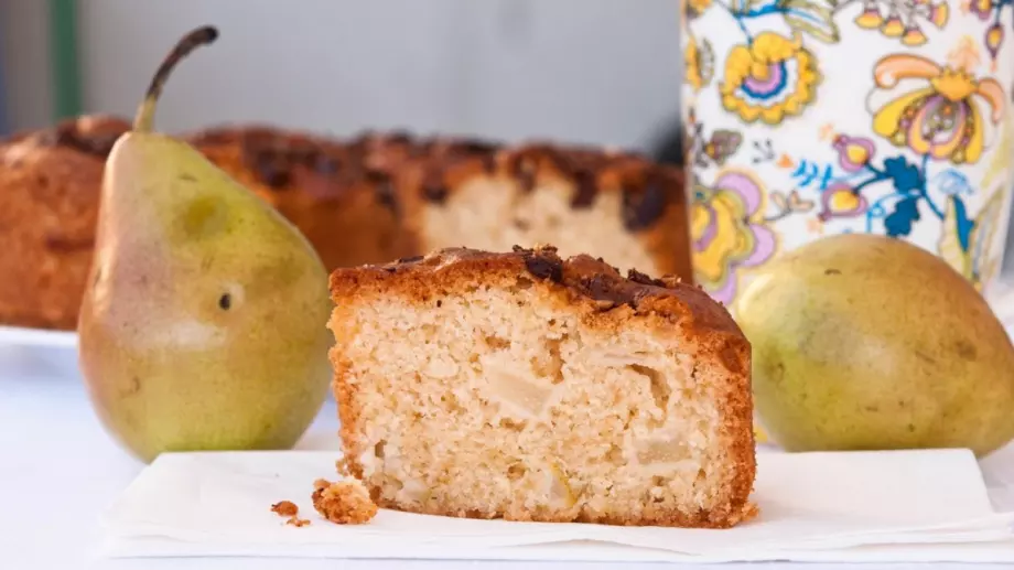 Бърз летен сладкиш с круши