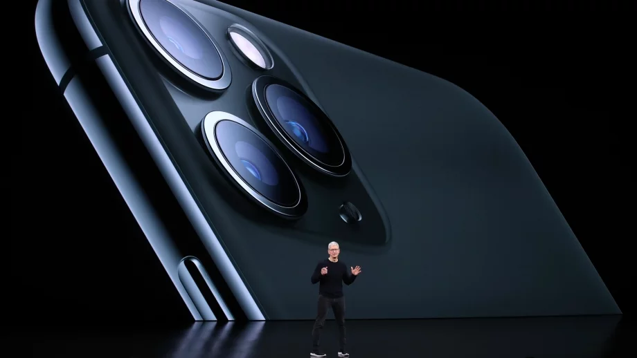 iPhone 11 вече е по магазините, но китайците нямат особен интерес