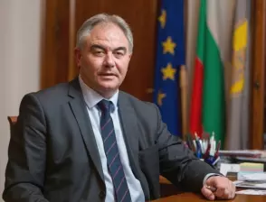 Кметът на Плевен: С неплащане на данъци нито един проблем в държавата няма да се реши