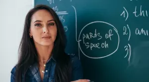 Търсят се стотици учители из страната