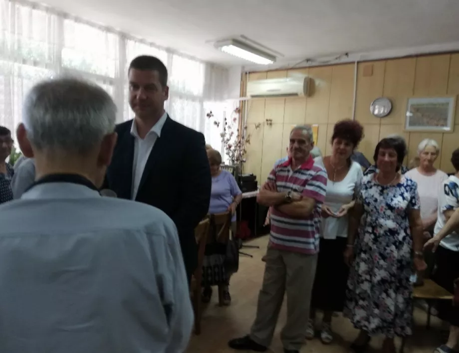 С повече от 18 000 лева общината ремонтира пенсионерски клуб в Стара Загора 
