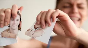 Никога не правете тези неща след раздяла!   