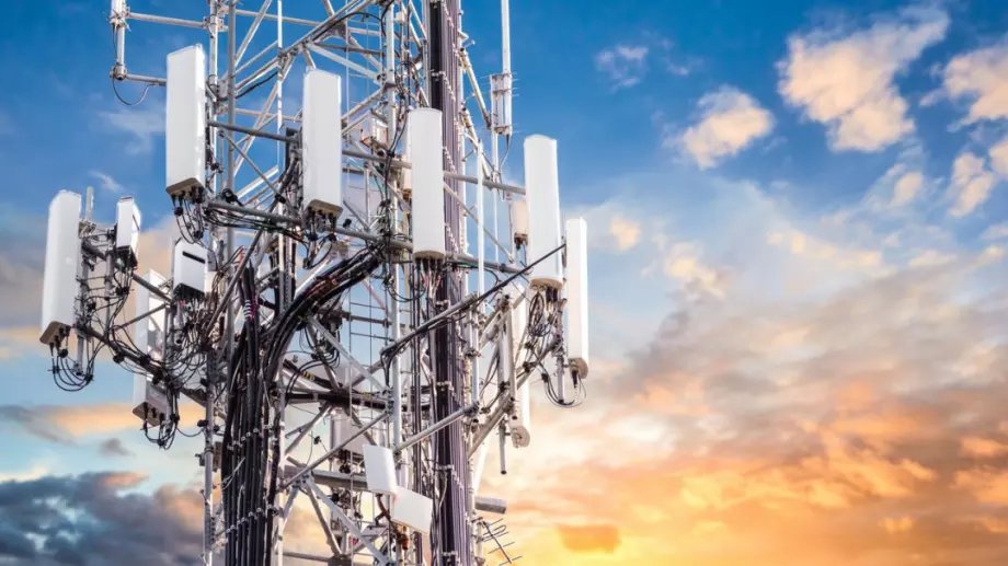 Airbus и Boeing загрижени за смущения в апаратурата заради 5G