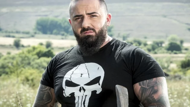 Изгониха участник от "Фермата" заради агресия (видео)