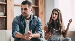 Фаталните грешки, които жените допускат във връзките си