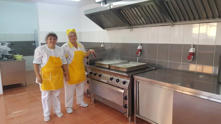 Над 154 000 възрастни и хора с увреждания са подкрепени с услуги в домовете си