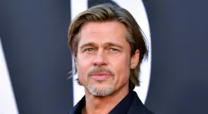 Вижте съпруга на новата приятелка на Брад Пит (СНИМКИ)