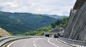 До месец Сърбия завършва магистралата до България