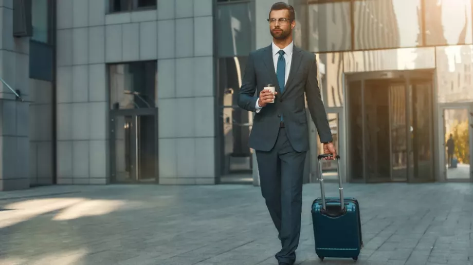 След 20 години пауза: С колко вдигат командировъчните за чужбина