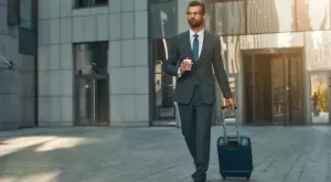 Вдигат командировъчните на дипломатите и служителите зад граница от 1 октомври