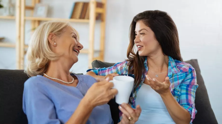 Виц на деня: Майка на три дъщери