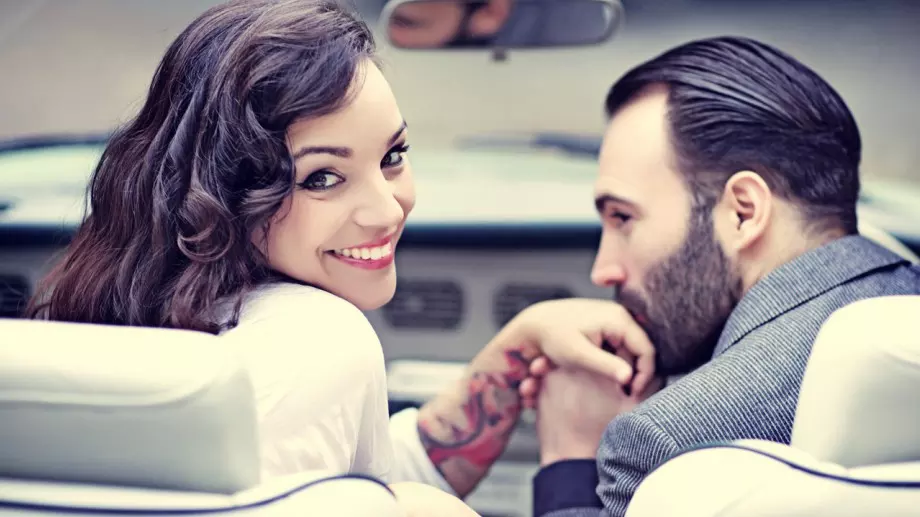 7 супер странни знака, че той е лудо влюбен във вас