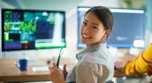 Тези зодии ще се радват на нова работа през декември 2023