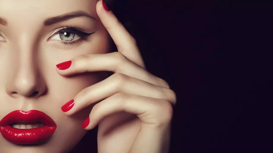 Трикове за грим, които ще съжалявате, че досега не сте знаели (ВИДЕО)
