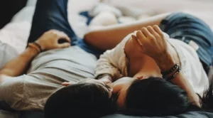 2 зодии ще се ВЛЮБЯТ в хороскопа за 1 февруари 