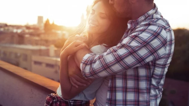 2 зодии ще се ВЛЮБЯТ в хороскопа за 14 април