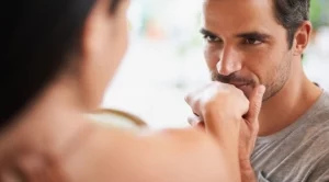 Не се влюбвай в някого само защото ти е обърнал малко внимание