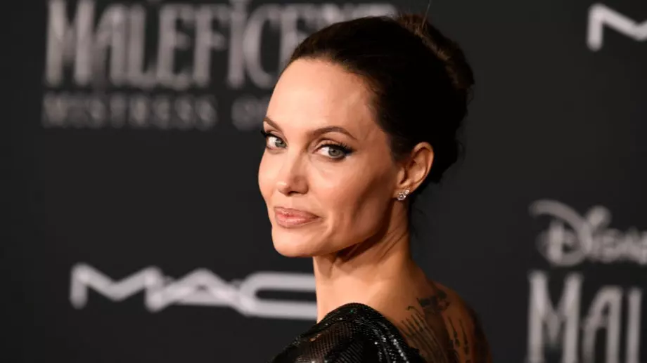 5 силни звезди, които победиха рака на гърдата