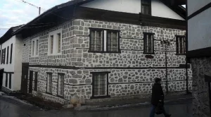 Защо Банско се превръща в предпочитана дестинация през лятото?