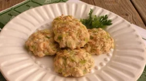 Пилешки кюфтенца с праз лук