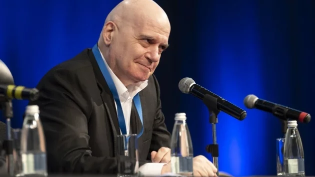 Слави обяви кога ще изтегли печелившите от томболата 