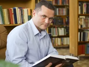 Община Русе с финансова помощ за второ дете, близнаци и осиновяване
