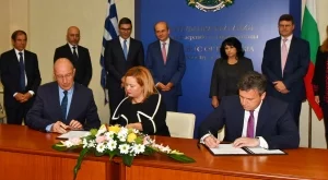 Газовата връзка с Гърция продължава да напредва устремно