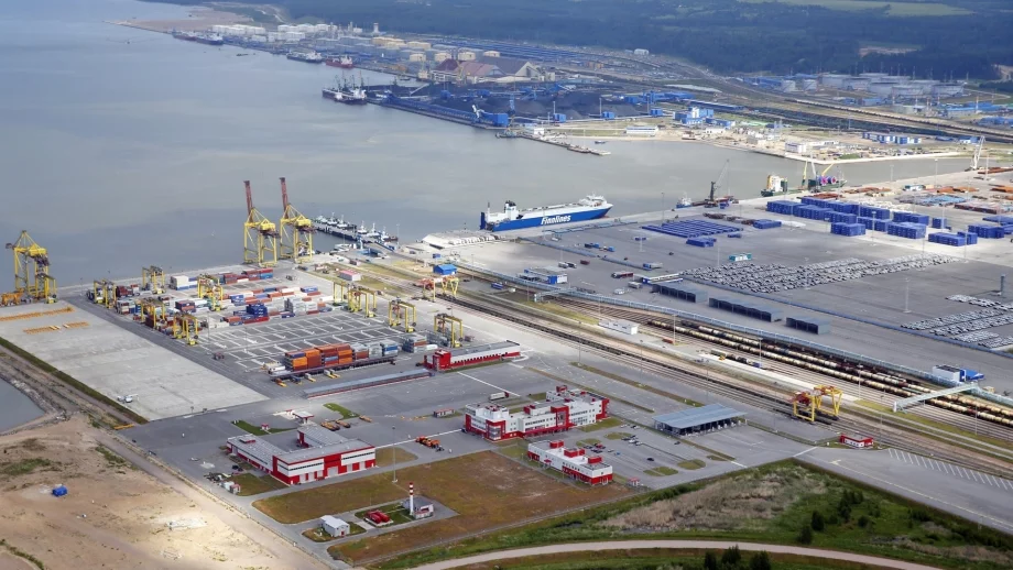 Китайски гигант строи огромна рафинерия в Русия