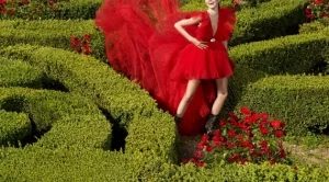 Кендал Дженър в новата рекламна кампания на H&M