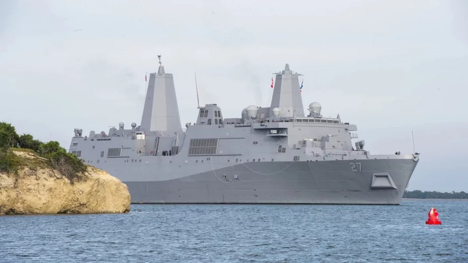 САЩ поставят първия боен лазер на свой кораб (ВИДЕО)