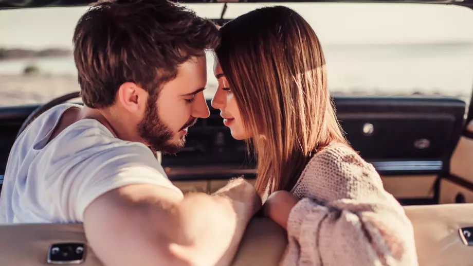 Зодиите, които ще се влюбят през март  