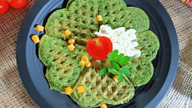 Мързелив спаначен омлет