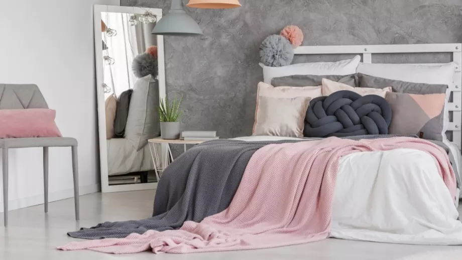 Усещане за безвремие и вечно лято с комплект за спалня от Лени Стил 