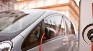 Каква е готовността на България да се раздели със старите коли и да премине на електрически?