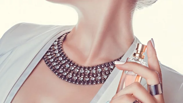 Как парфюмът ви да трае по-дълго